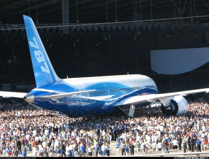 Боинг 787-9 Дримлайнер