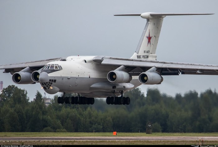Ил-92м