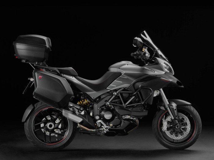 Ducati Multistrada 1200s