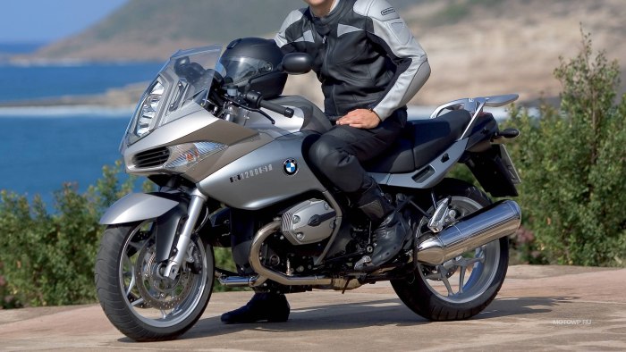 Мотоцикл BMW r1200st