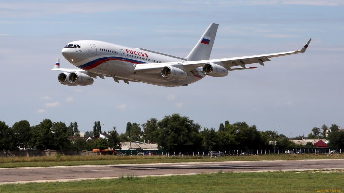 Ил-496 пассажирский самолёт