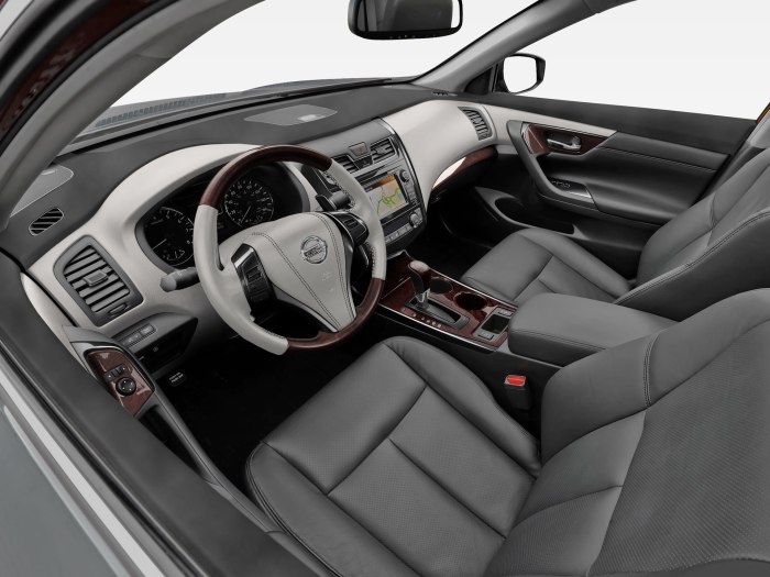Nissan Teana j32 салон