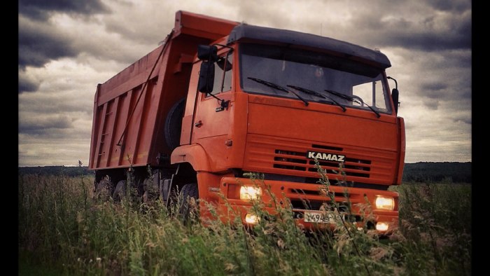 КАМАЗ 6520 трудяга