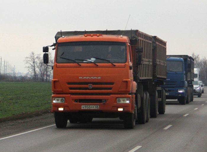 КАМАЗ 68