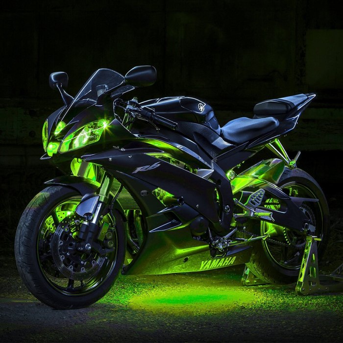 Yamaha r1 неон