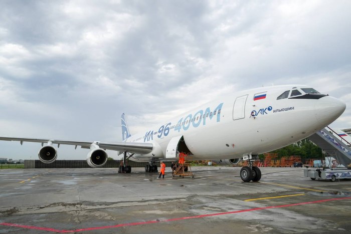 Ил 96 300 шасси