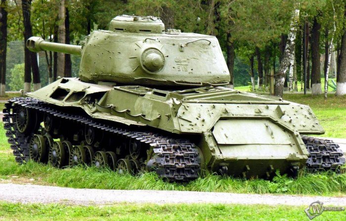 Танк ИС-2