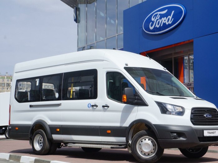 Ford Transit белый 2017