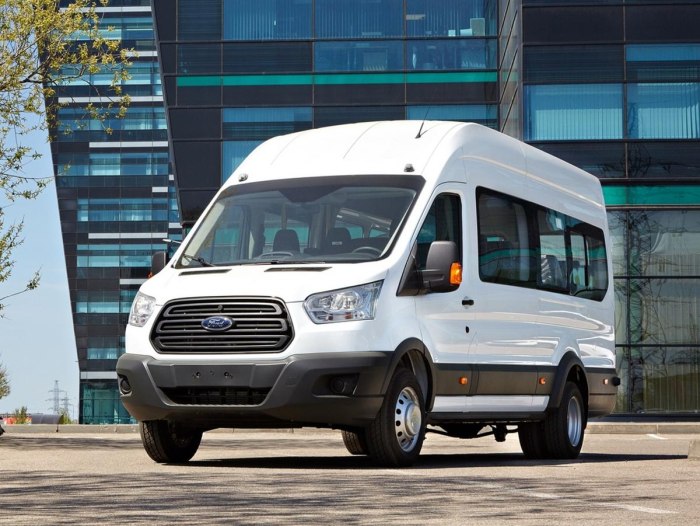 Ford Transit белый 2015