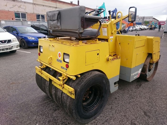Sakai tw450