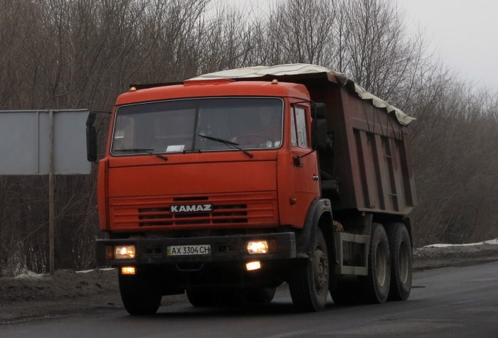 КАМАЗ 65115 самосвал военный