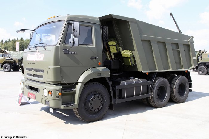 КАМАЗ 65115 самосвал военный