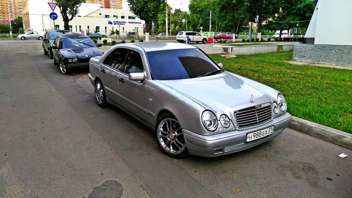 Mercedes e240 w210