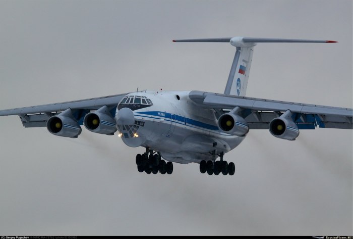 Военно-транспортный самолёт ил-76мд