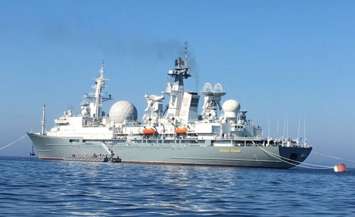 Корабль Маршал Крылов во Владивостоке