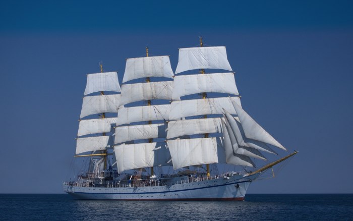Парусник Херсонес