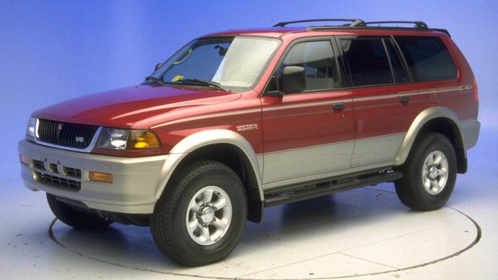 Mitsubishi Pajero/Montero Sport