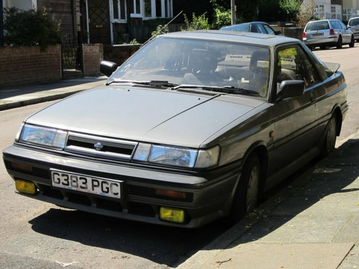 Nissan 1990