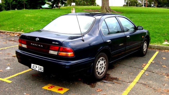 Nissan maxima 1990