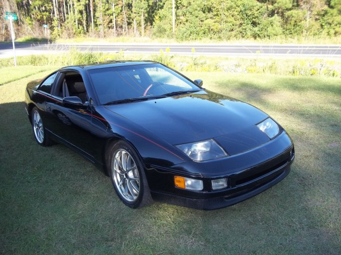 Nissan 300