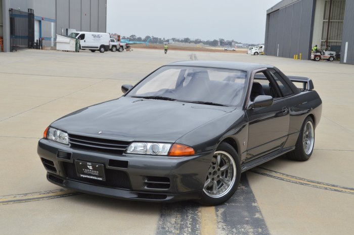 Nissan Skyline GTR 32 1990