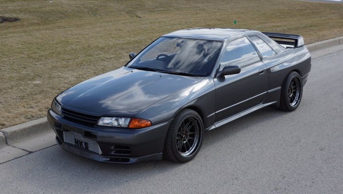 Nissan Skyline GTR 32 1990
