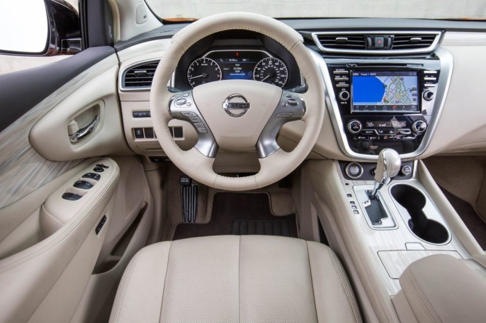 Nissan Murano z52 салон