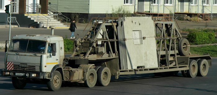 КАМАЗ 54115 панелевоз