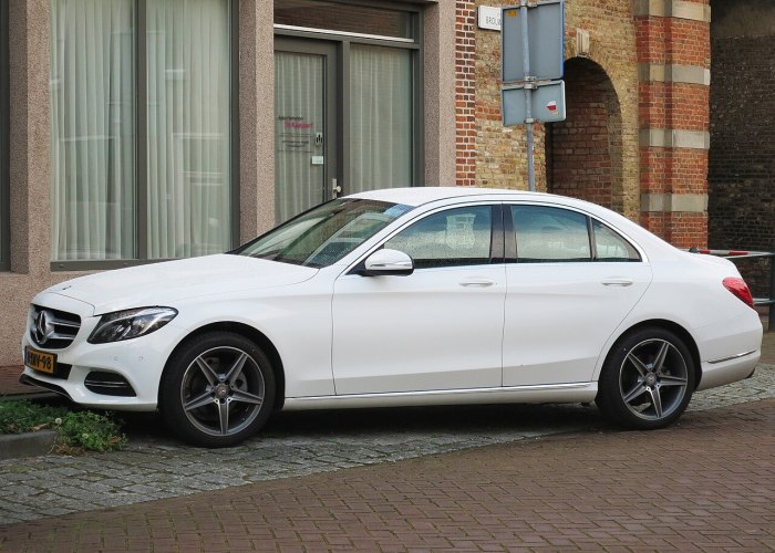 Mercedes Benz c180 2015