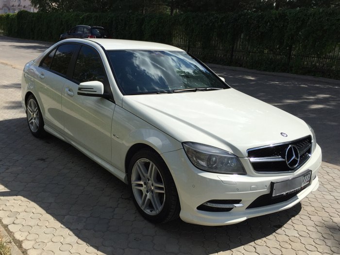 Mercedes Benz c180 2010