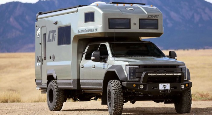 Ford f550 EARTHROAMER.