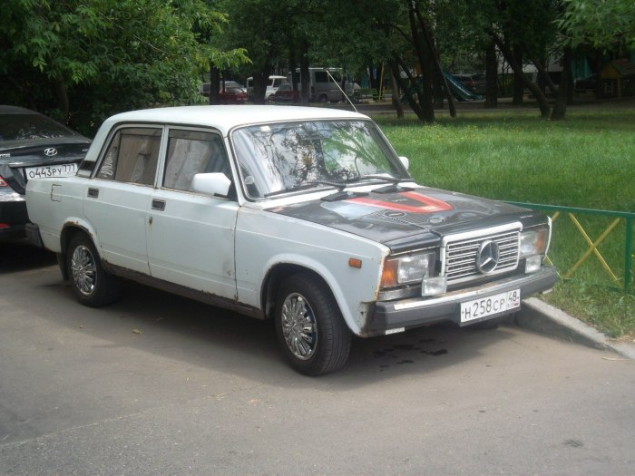 ВАЗ 2107 серебристая