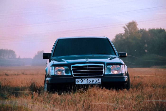Мерседес Бенц е 124