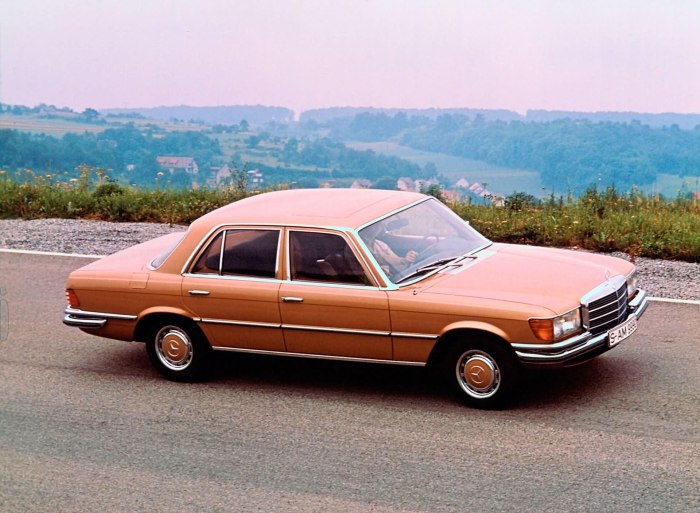 Mercedes-Benz w116