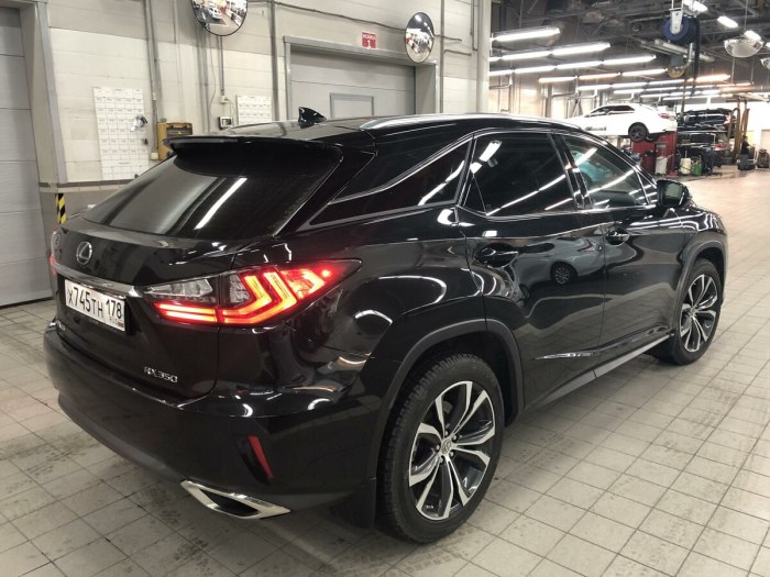 Lexus rx300 черный металлик