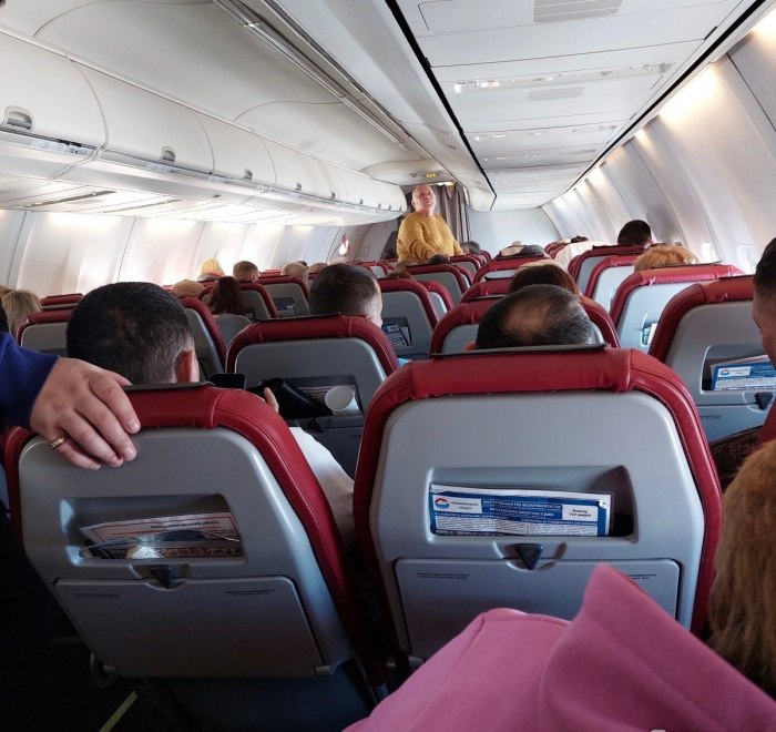 Самолеты Боинг 737-900 салон