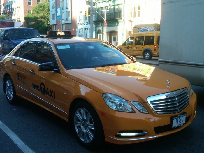Mercedes Benz s-class такси