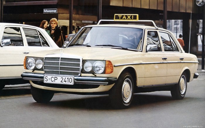 Mercedes-Benz w123, 1977