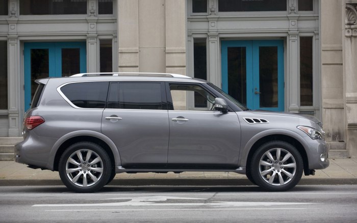 Infiniti QX 2011