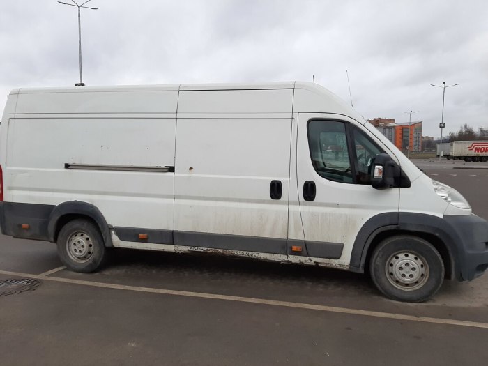 Пежо боксер белый