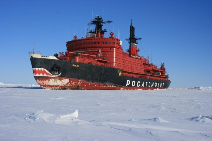Атомный ледокольный флот Мурманск