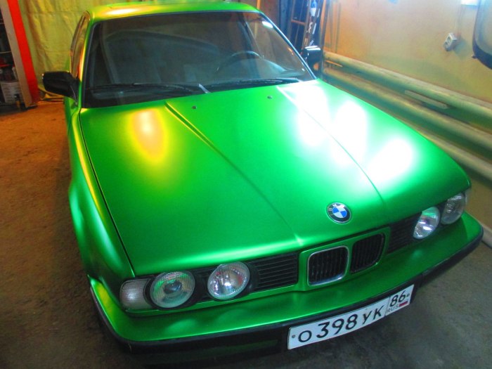 BMW e34 зеленый матовый