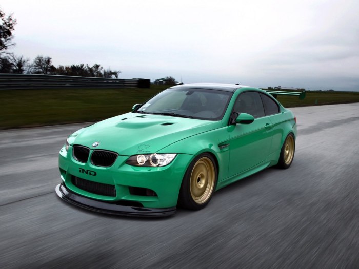 BMW m3 зеленая