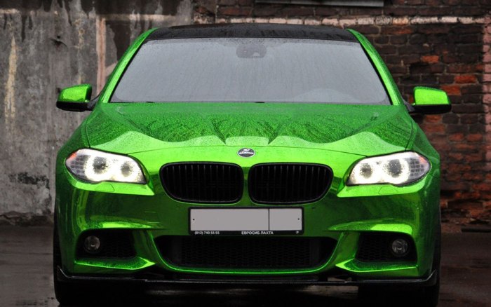 БМВ f10 зеленая