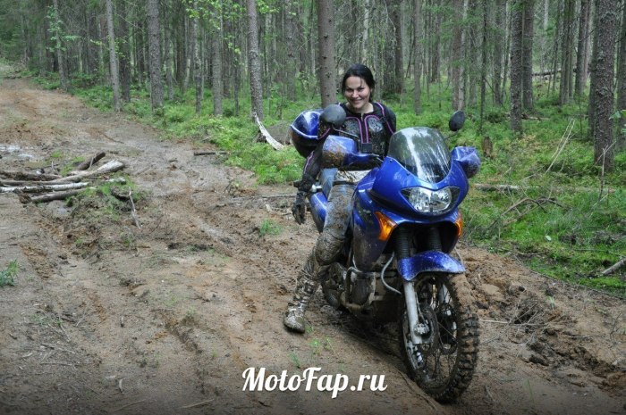 Мотоцикл для туризма и бездорожья