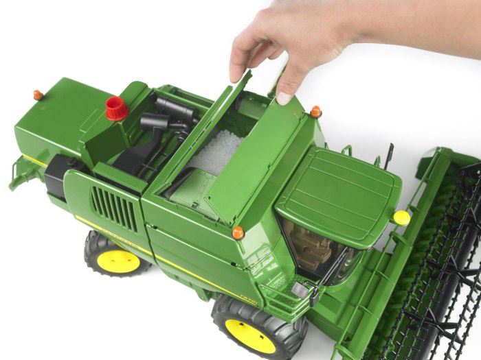 Bruder John Deere t670i 02132