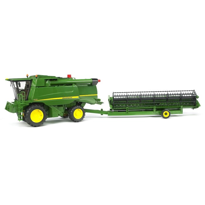 Комбайн Bruder John Deere t670i