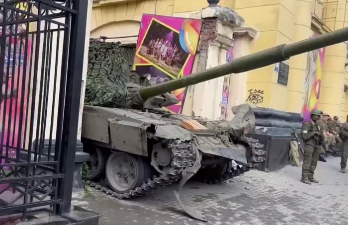 Танк в Ростове