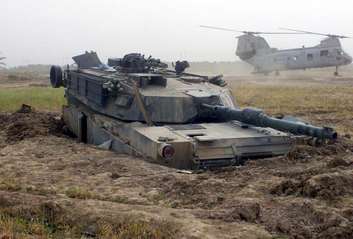 Танк Abrams m1a2