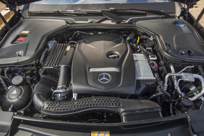 Двигатель Мерседес e350 4matic
